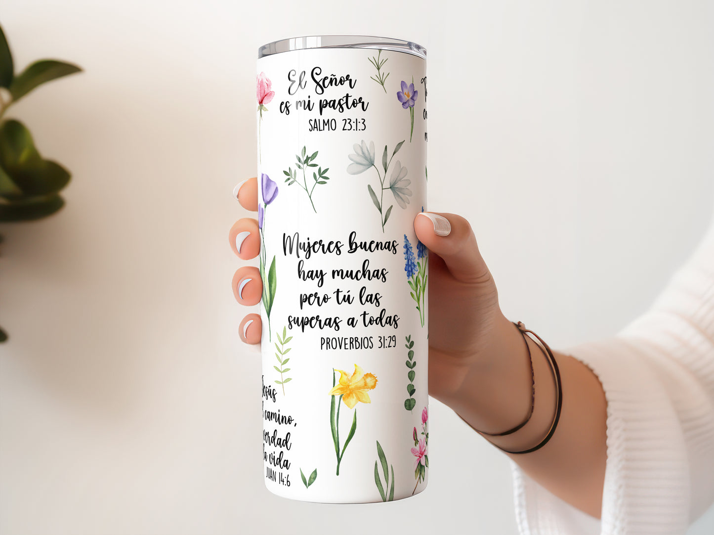 Spanish Daily Bible Affirmations with Flowers, Christian Affirmations Tumbler, Affirmation Gift, Bible Study 20 oz Tumbler